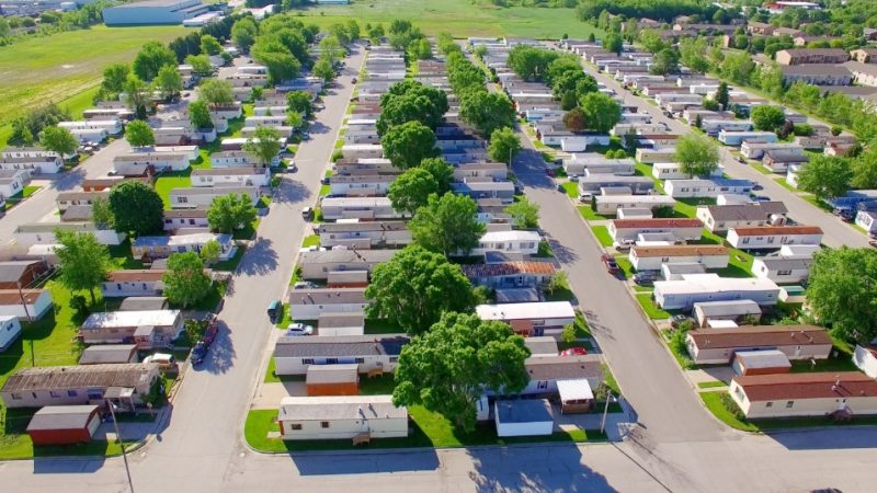Reasons to Sell Your Trailer Park With the Right Broker