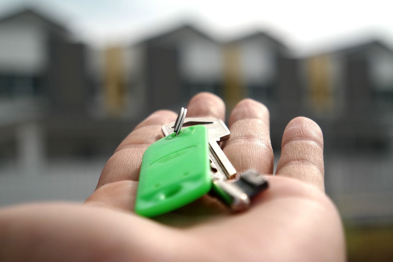 The Top Benefits of Investing in Real Estate Syndications